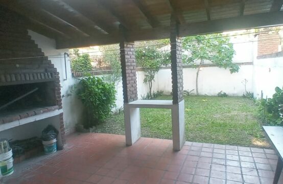 SAN BERNARDO ALQUILER &#8211; CASA PARA 10 PERSONAS &#8211; 3 TV CABLE &#8211; INTERNET WIFI &#8211; GAS NATURAL &#8211; JARDIN &#8211; COCHERA &#8211; 2 CAMAS MATRIMONIALES