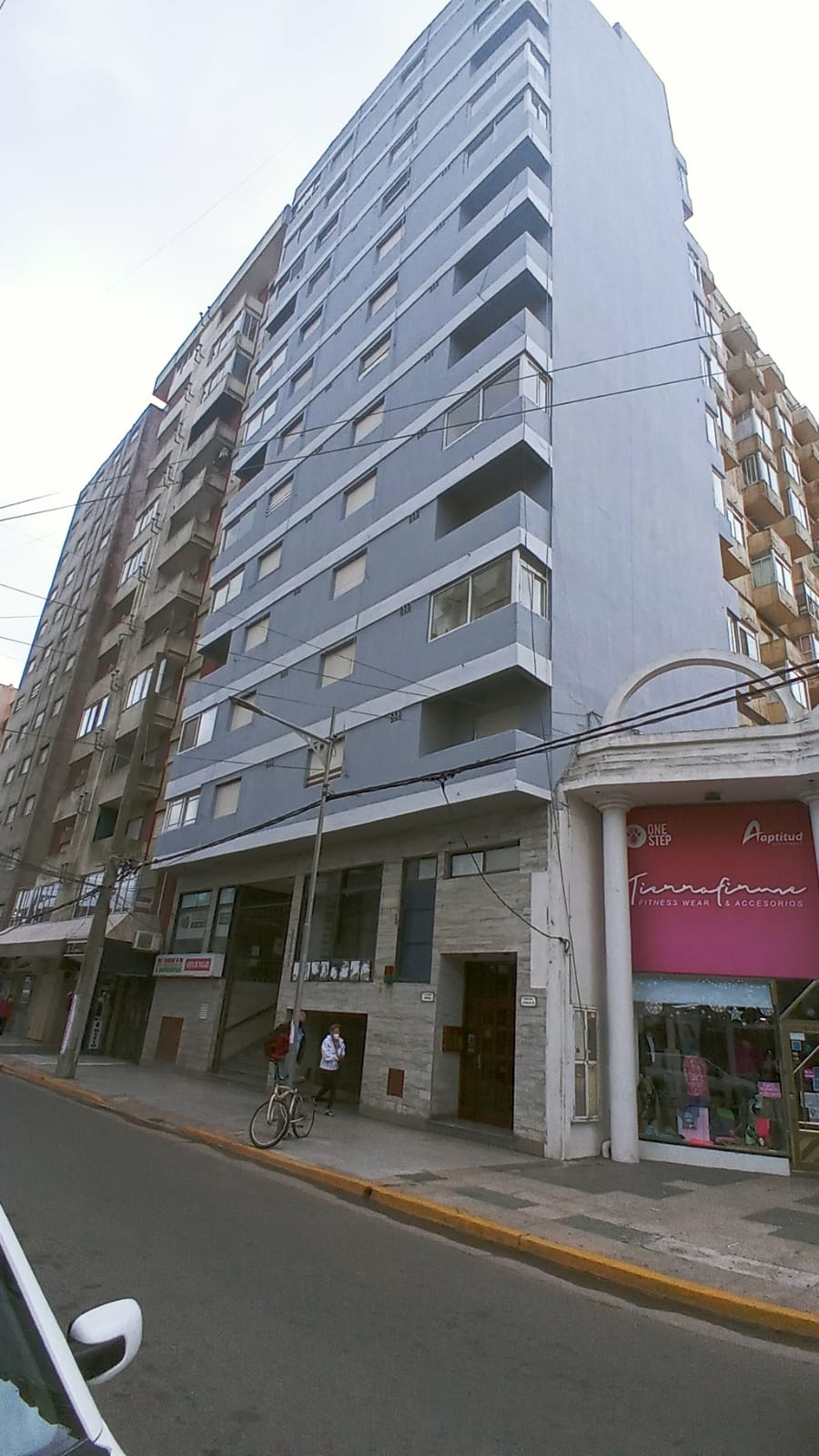 MONOAMBIENTE EN PLENO CENTRO CON BALCON VISTA PANORAMICA AL MAR &#8211; GAS NATURAL